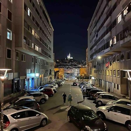 T2 De Charme Au Coeur Du Panier Apartment Marseille Luaran gambar
